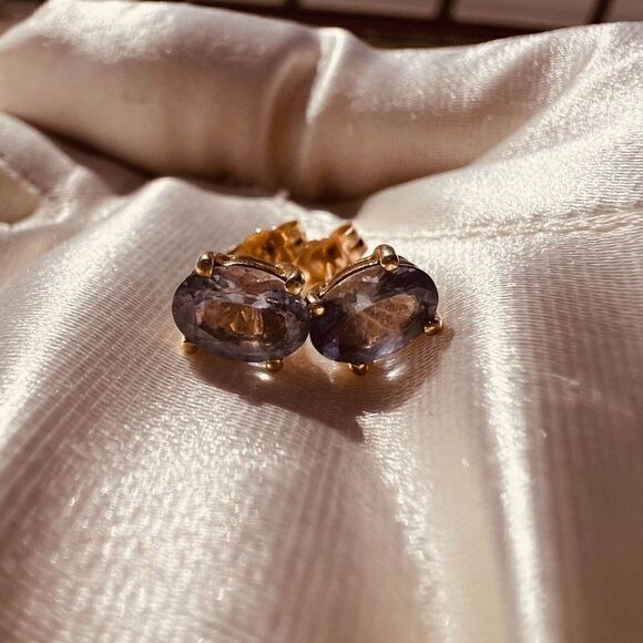 14k Gold- Alexandrite Tanzanite -1.8cttw- Natural Color Changing -Stud Earrings - Picture 13 of 16